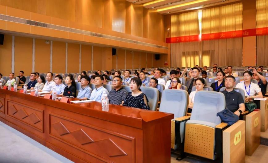 老少皆宜, 体育