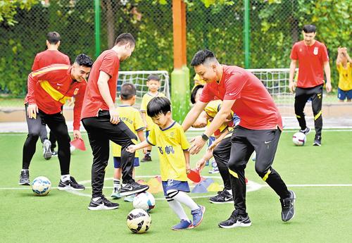 五年级学生, 起来