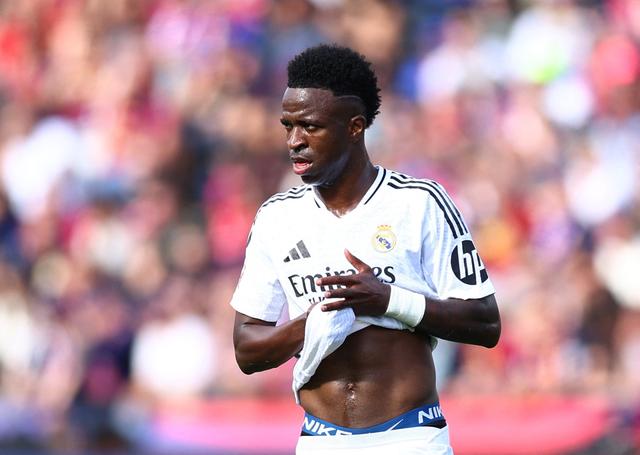 严肃, 点离队, 人都算不上